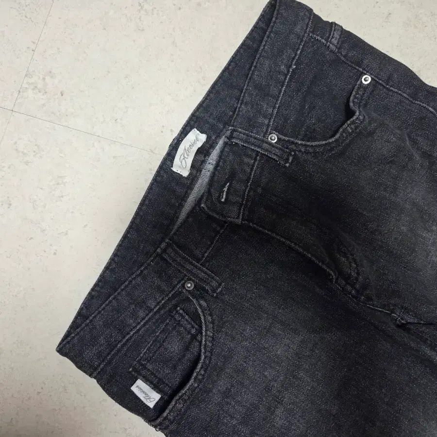 클리시어 kleesier 로우라이즈진 Dark chocolate low rise 파격할인68,