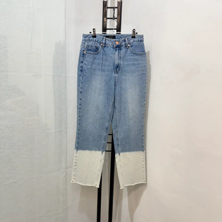 (M)플로우진 밑단워싱 중청바지 중청데님 하이웨스트 3008