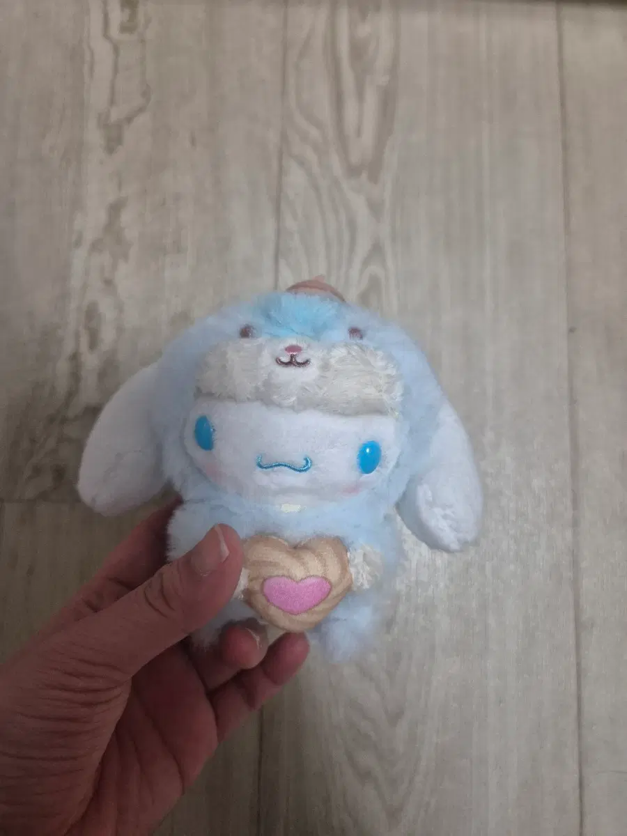 산리오 시나모롤 다람쥐 인형