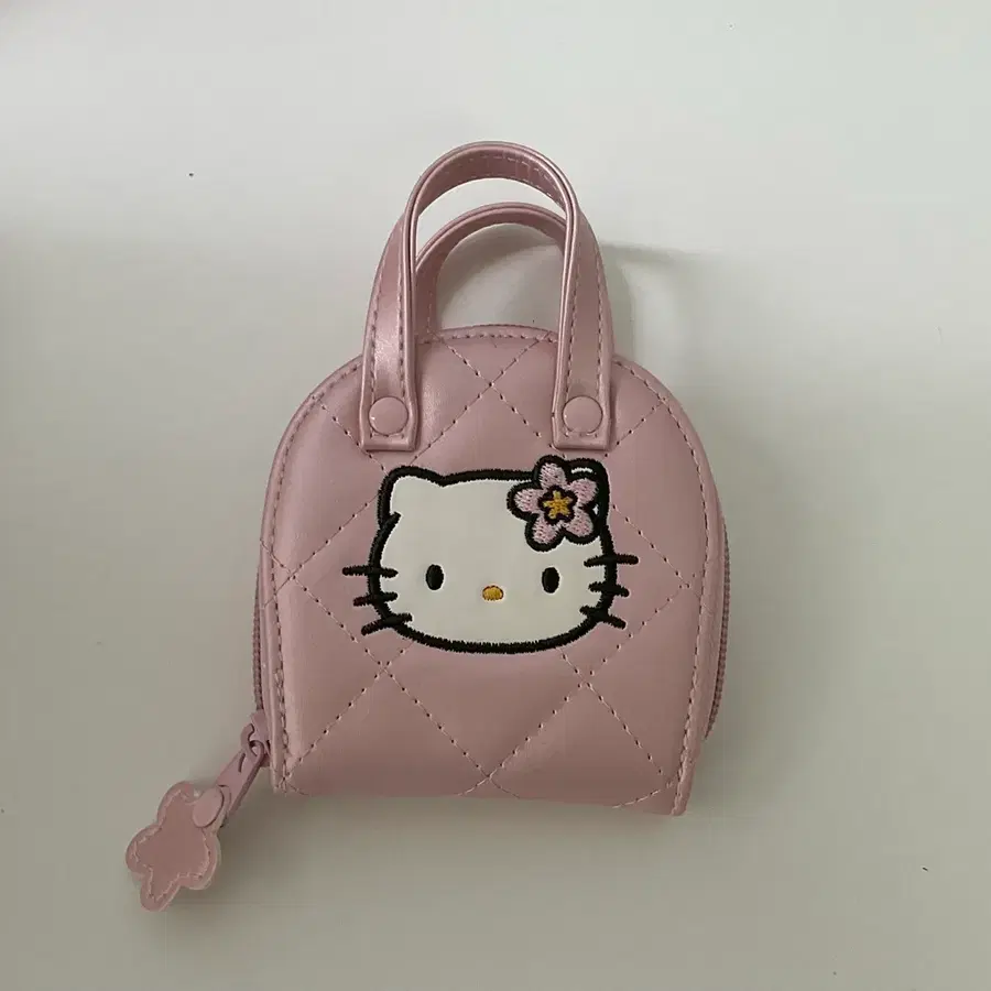 헬로키티 퀄팅 지갑