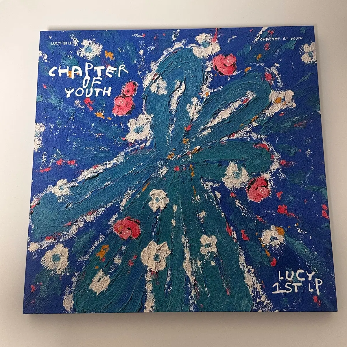루시 한정판 LP CHAPTER OF YOUTH 개봉품 판매