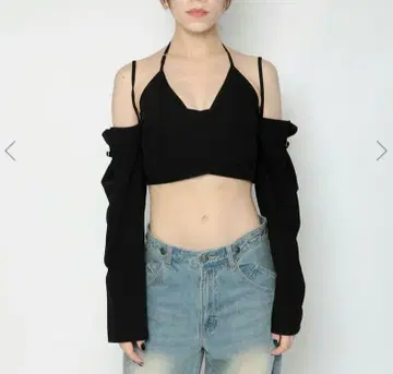 미사용 새상품 오프숄더 크롭탑 블랙