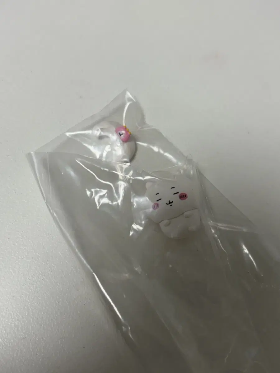 치이카와 먼작귀 오야스미 가챠 피규어