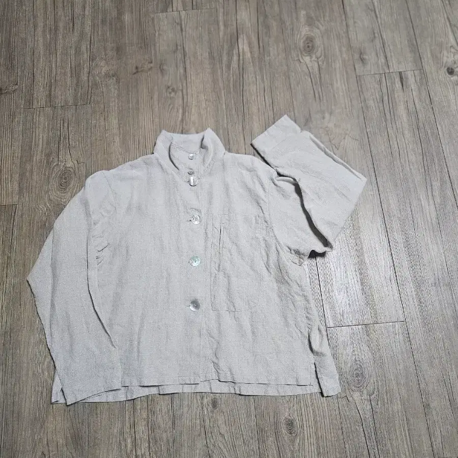 Hagerty Artwear의 린넨 셔츠