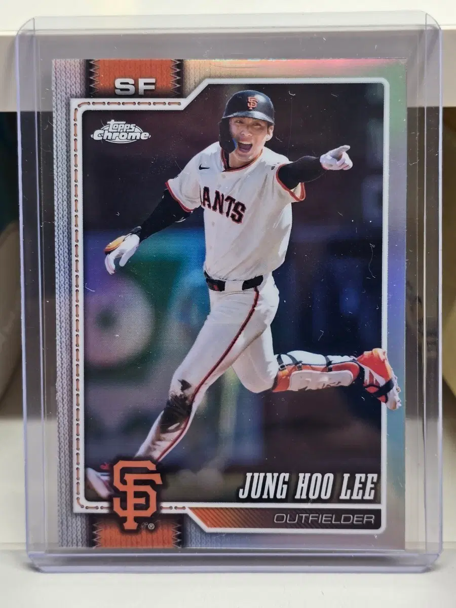 MLB 이정후 탑스 크롬 리플랙터
