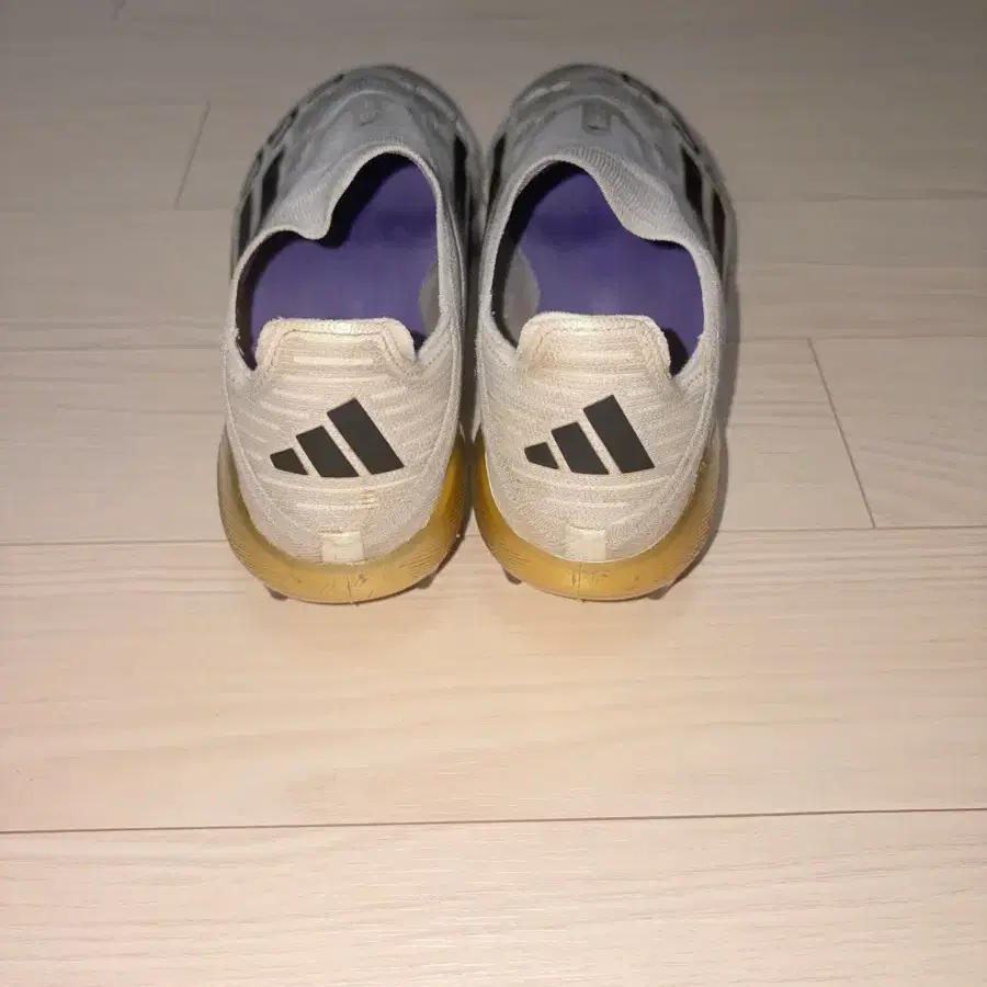 아디다스 f50
