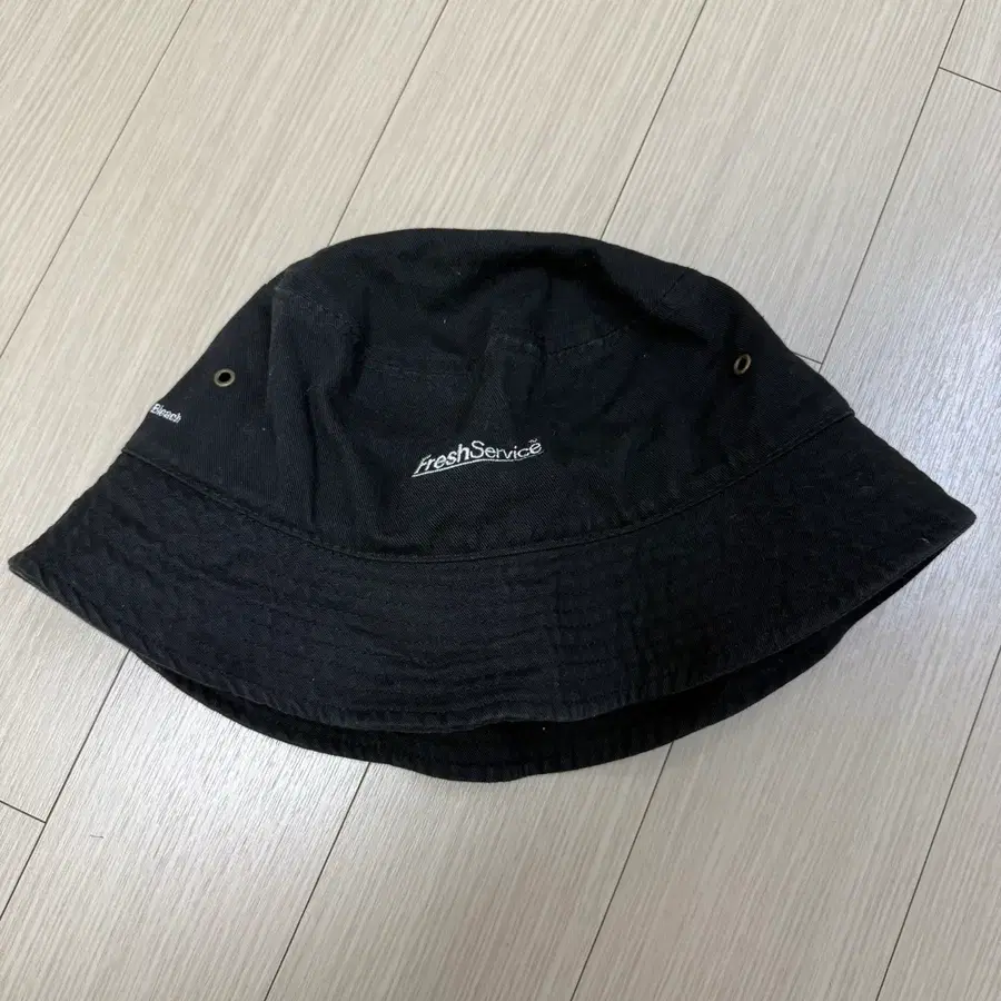 프레시서비스 freshservice 버킷햇 블랙