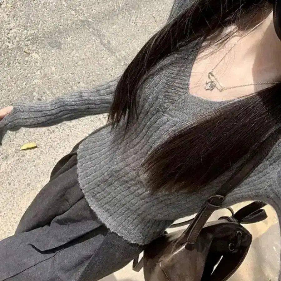 데일리 기본 브이넥 골지 니트 그레이
