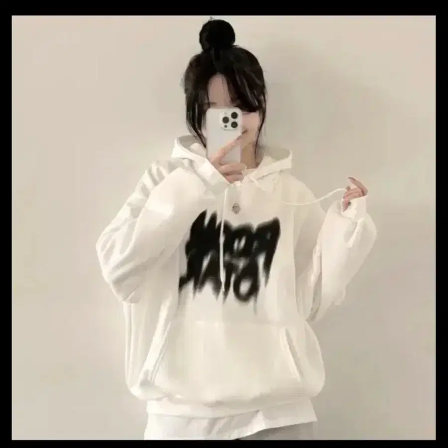 스트릿 그래피티 후드티 화이트