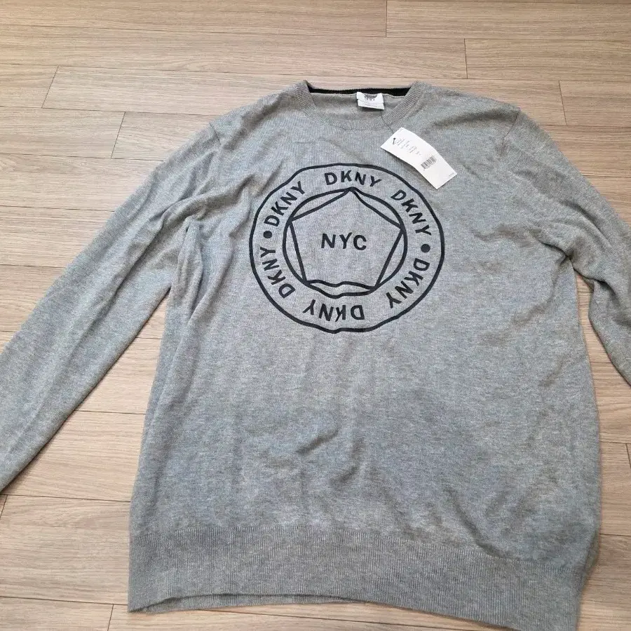 DKNY 라운드넥 니트 그레이
