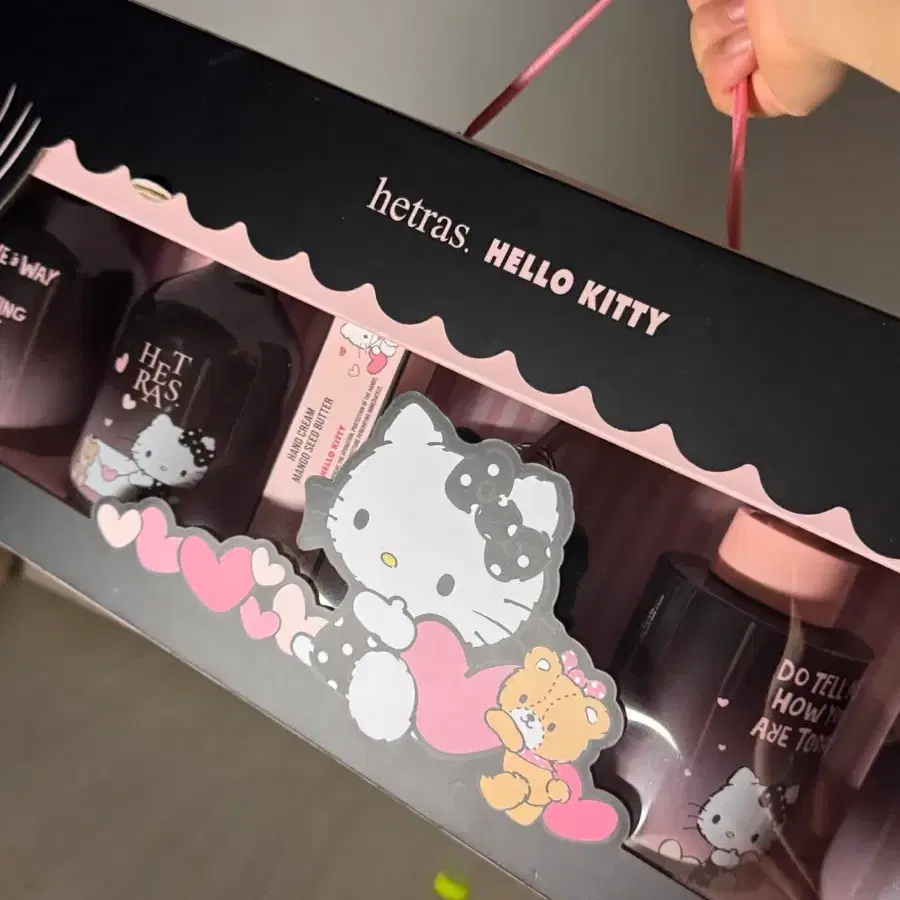 산리오 헬로키티 헤트리스 콜라보 풀박스
