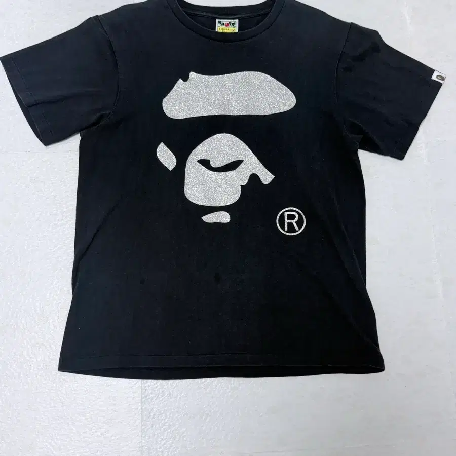 Bape 글리터 에이프 반팔티셔츠 M 사이즈