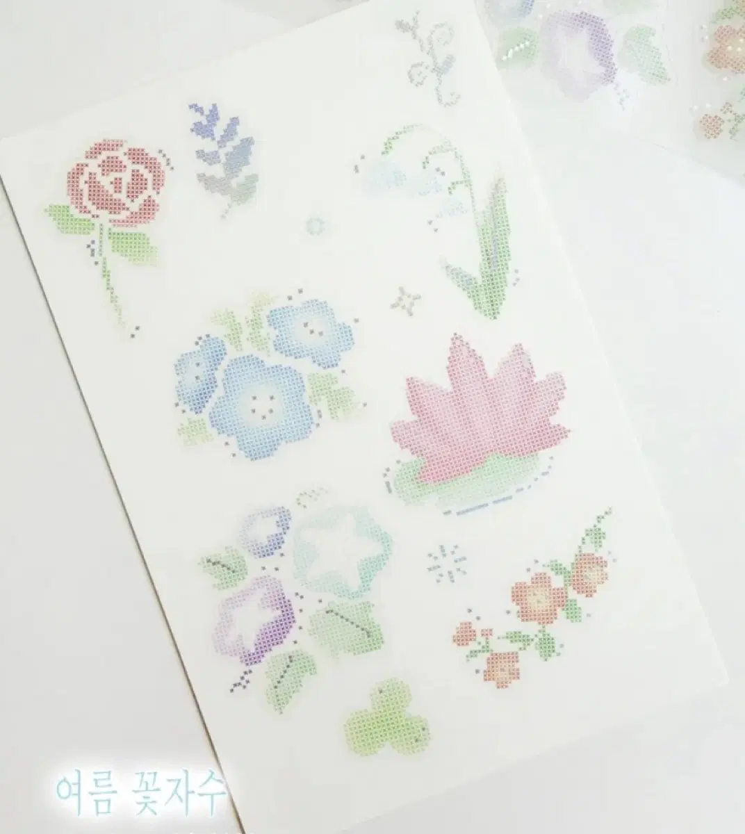 코코넨네 여름꽃자수 키스컷