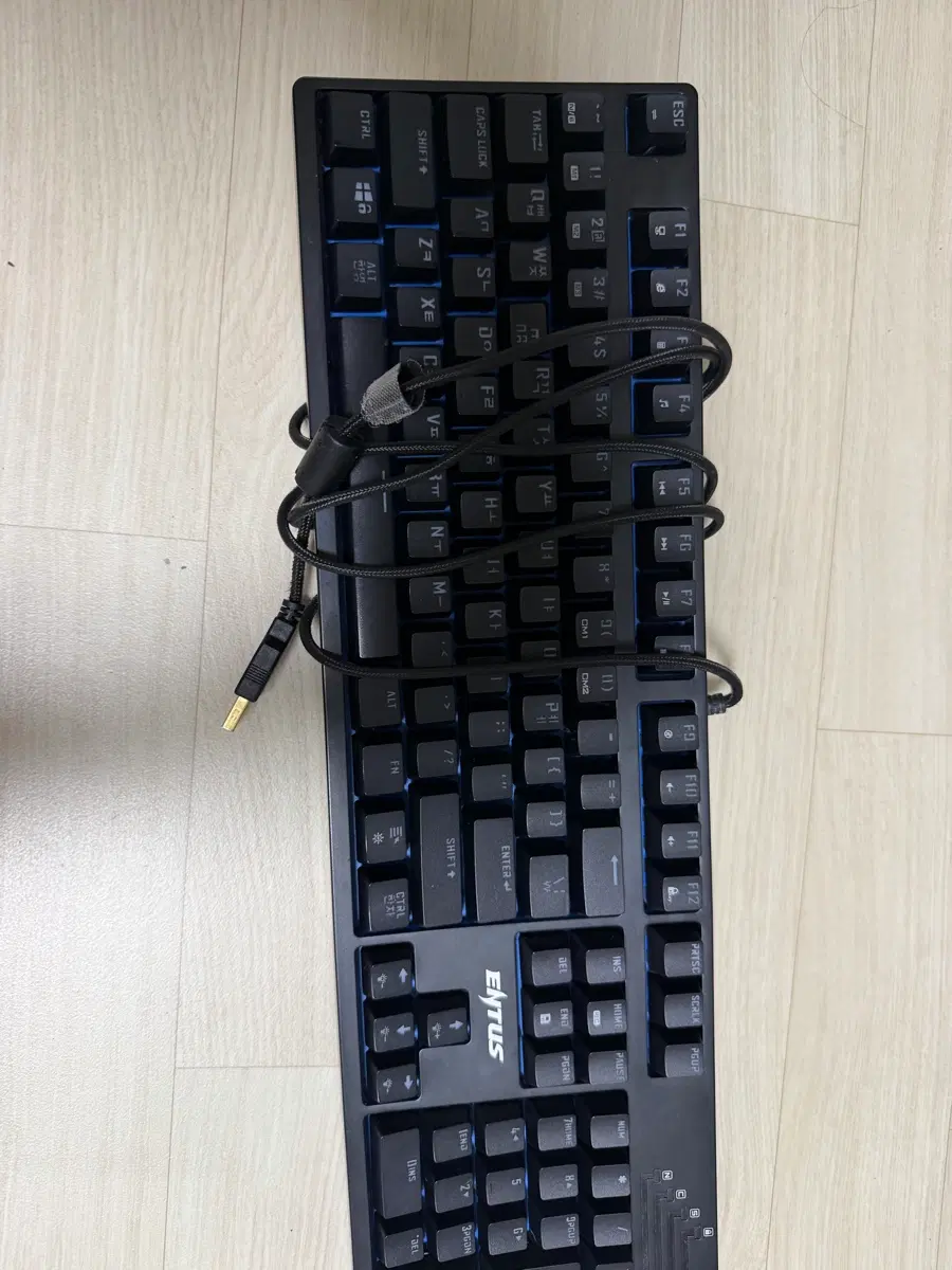 독거미 키보드 판매합니다