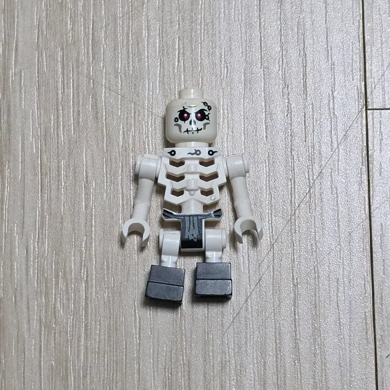 닌자고(LEGO Ninjago) 시리즈 쵸포브(Chopov) 미니 피규어
