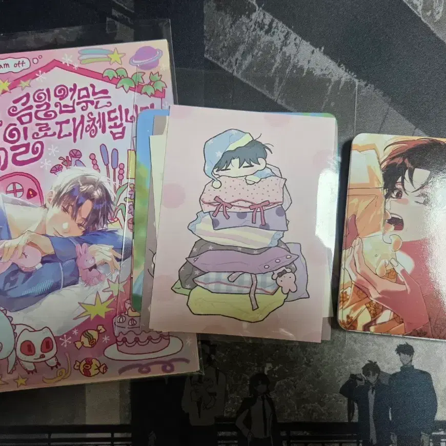 김솔음 생일카페 금일업무 전프레 + 디저트 특전 + 럭드포카 양도