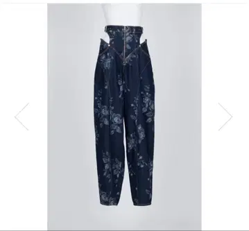 [새상품급] FETICO ROSE DENIM HIGH-WAIST JEANS
