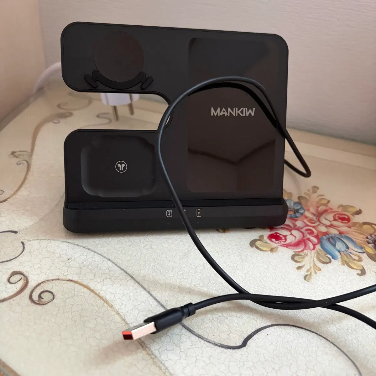 MANKIW 3 in 1 무선 충전기 블랙