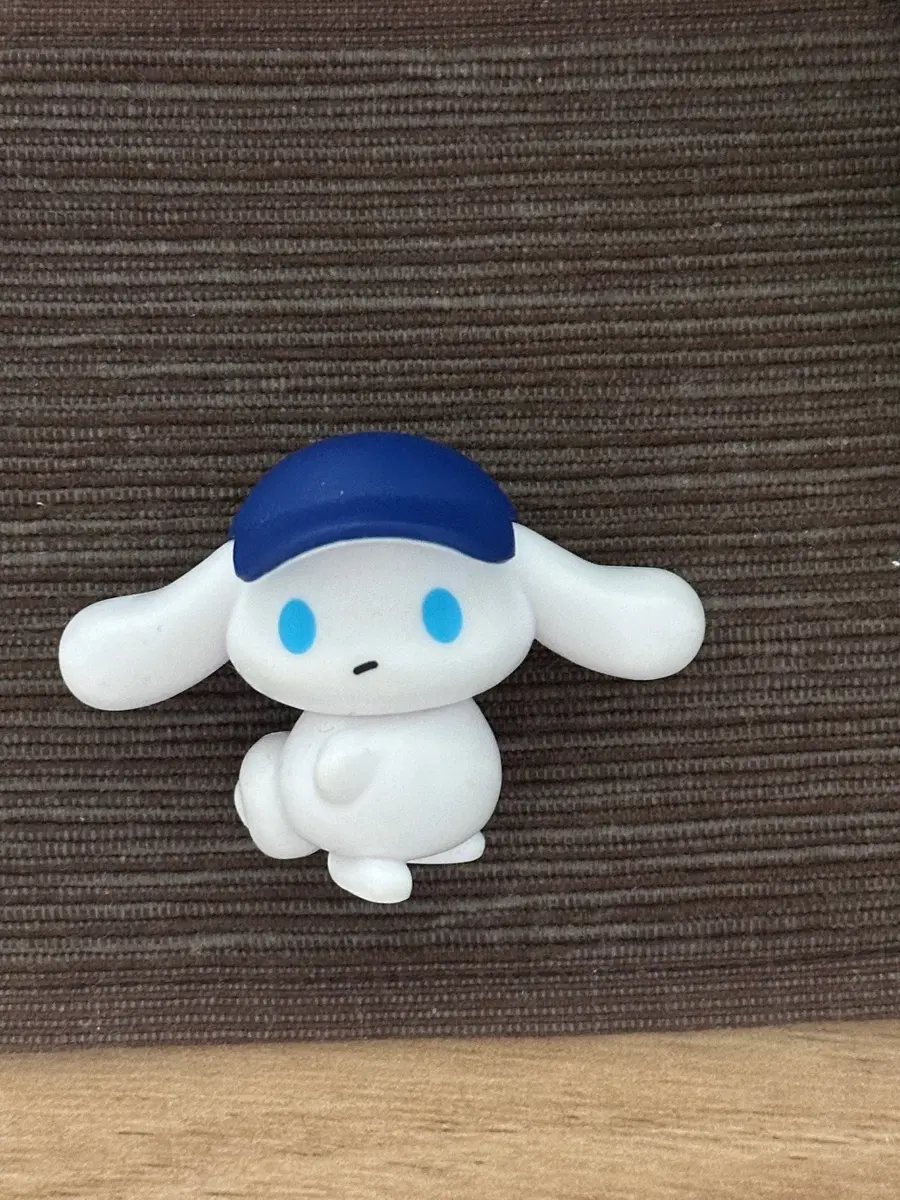 산리오 시나모롤 피규어 가챠