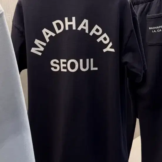 매드해피 반팔 라지 미개봉 새상품