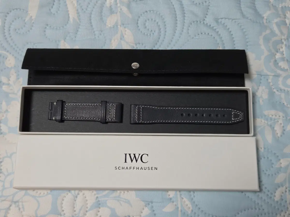미사용 새제품 Iwc 마크20 EasX-CHANGE 네이비 가죽스트랩