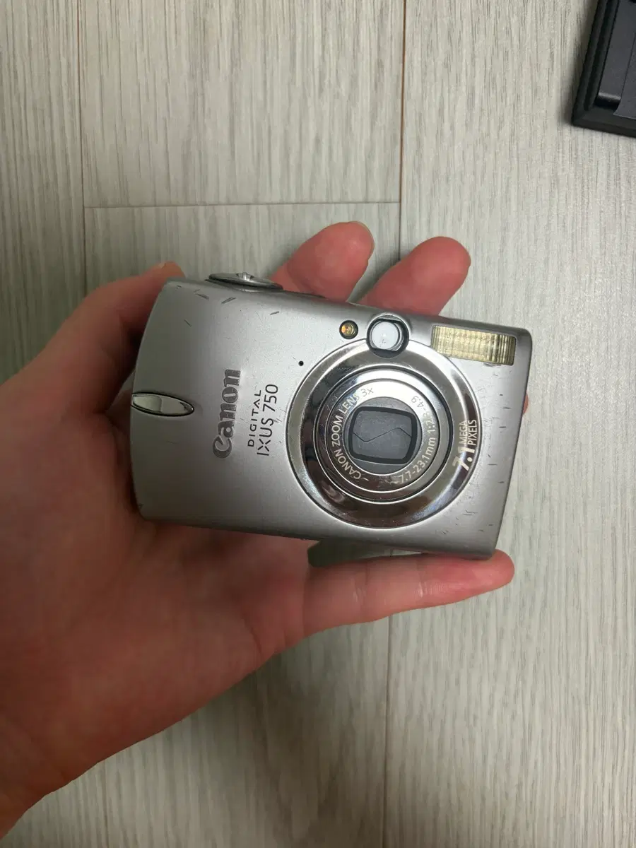 캐논 IXUS 750