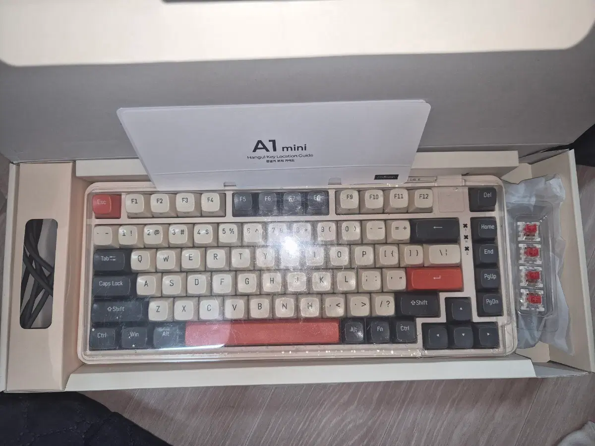 더 베러 A1 mini 기계식 키보드(유.무선블루투스)