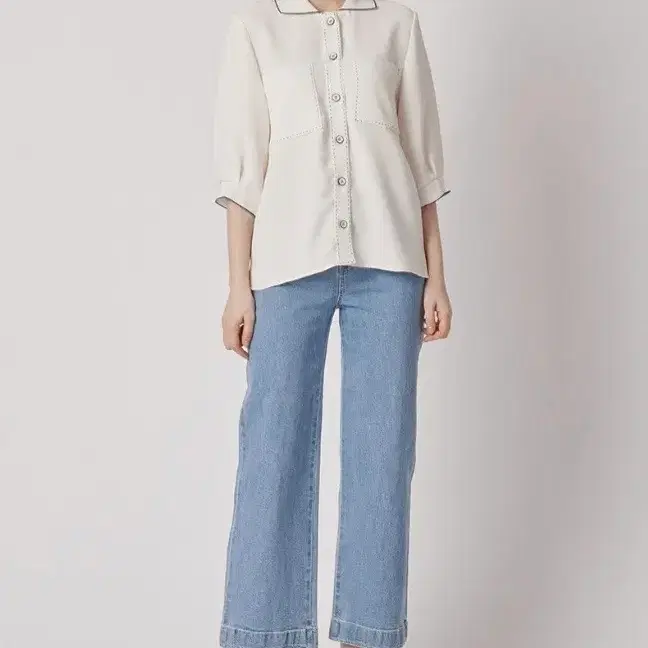 BCBG 니트블록 스티치 블라우스(봄,가을용)