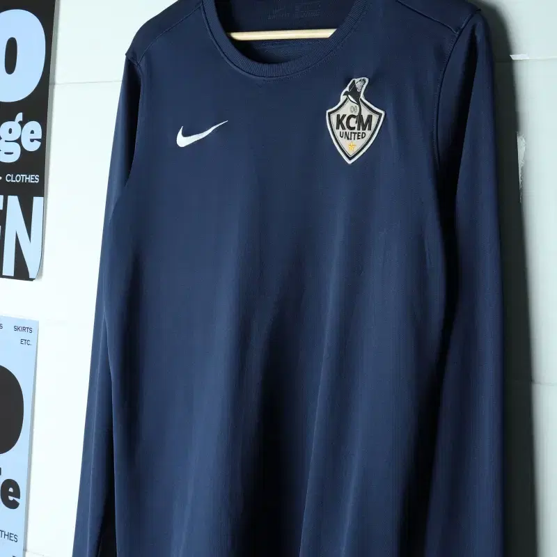 (L-XL) 나이키 긴팔티셔츠 KCM 강창모 연예인 축구팀-H38965