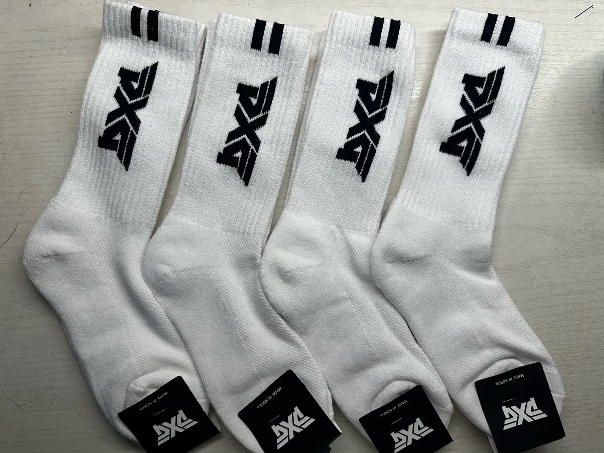두툼한 PXG 골프 양말 중장목 4켤레