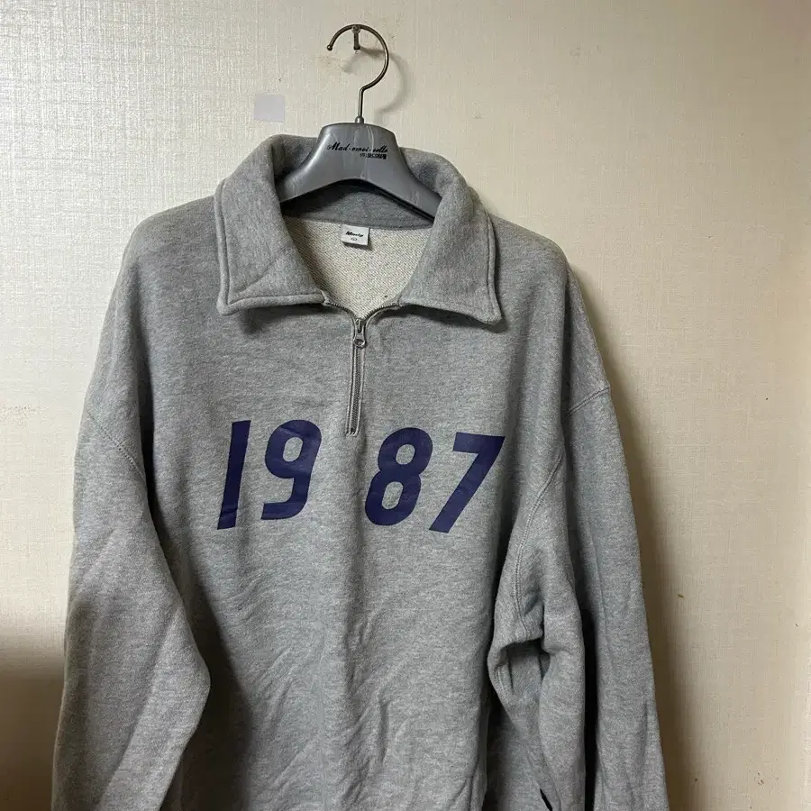 Mmlg 87mm 그레이 반집업 맨투맨 L