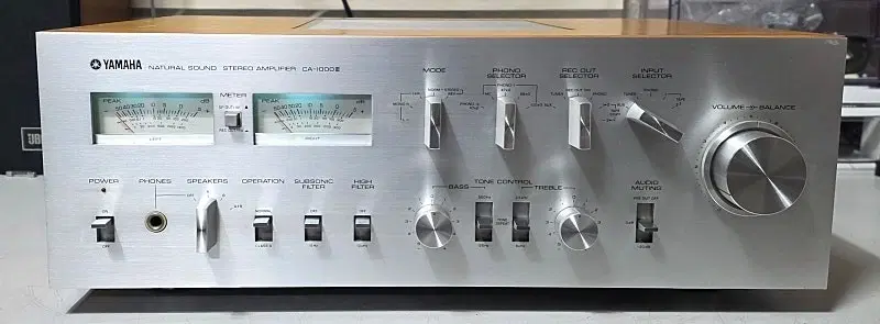 야마하 CA-1000 III 인티앰프