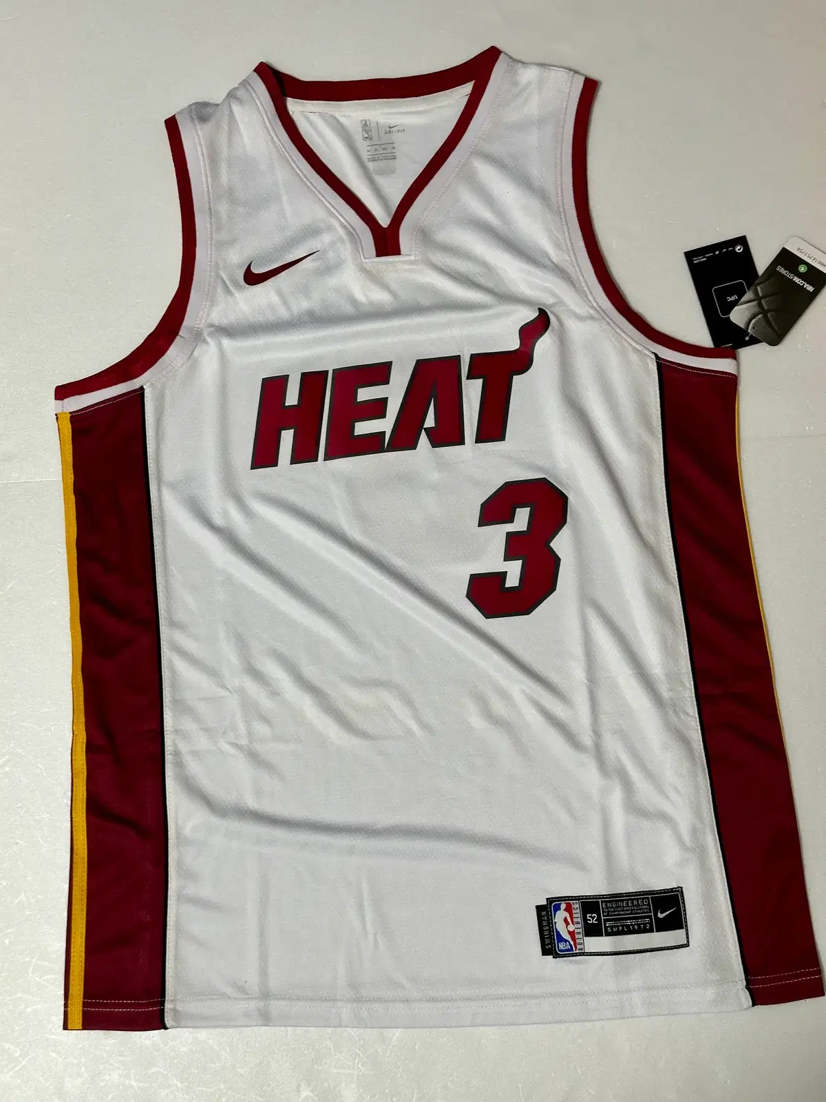 (상점 정리 할인중) NBA 마이애미 히트 유니폼 웨이드 XL