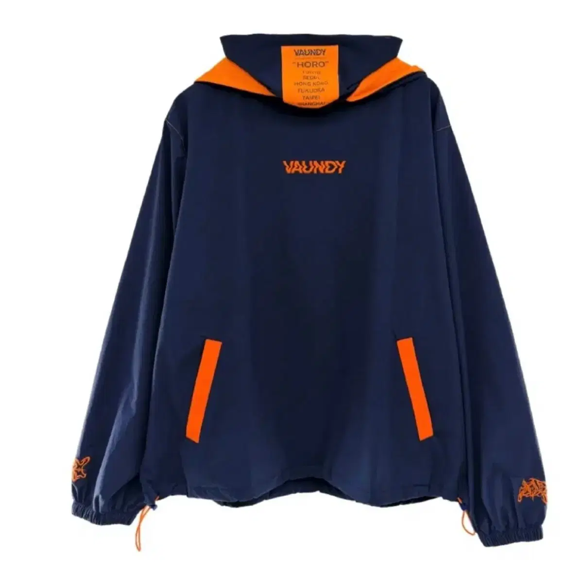 바운디 Vaundy Detachable Mask Hoodie M 사이즈 구합니다.