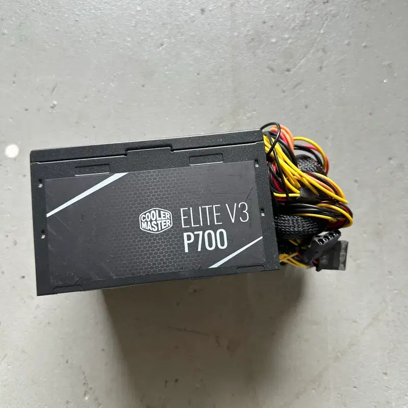 전원선ㅇ) 쿨러마스터 P700 700W 파워 서플라이