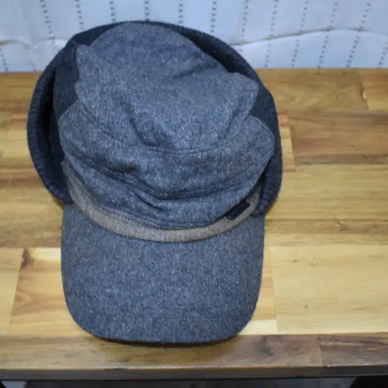블랙야크 모자 58cm