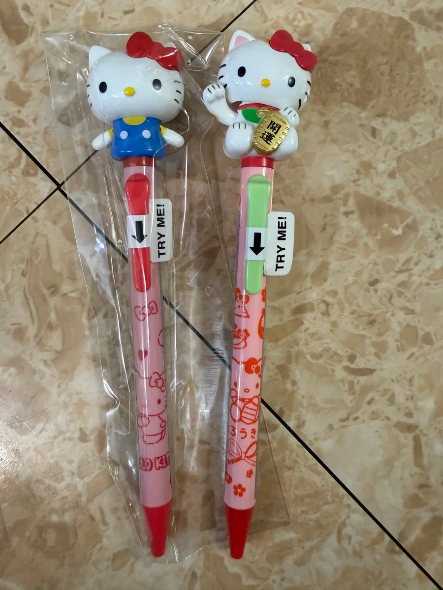 헬로키티 액션 볼펜 새상품
