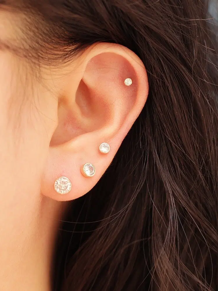 미니멀피어싱 크리스탈 큐빅 14k 골드 인터널 라블렛 피어싱 큐빅3mm 바길이8mm