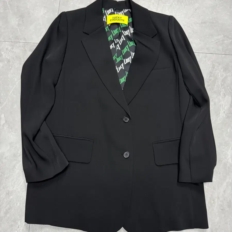 36 (S) 럭키슈에뜨 LUCKY CHOUETTE 25SS 자켓