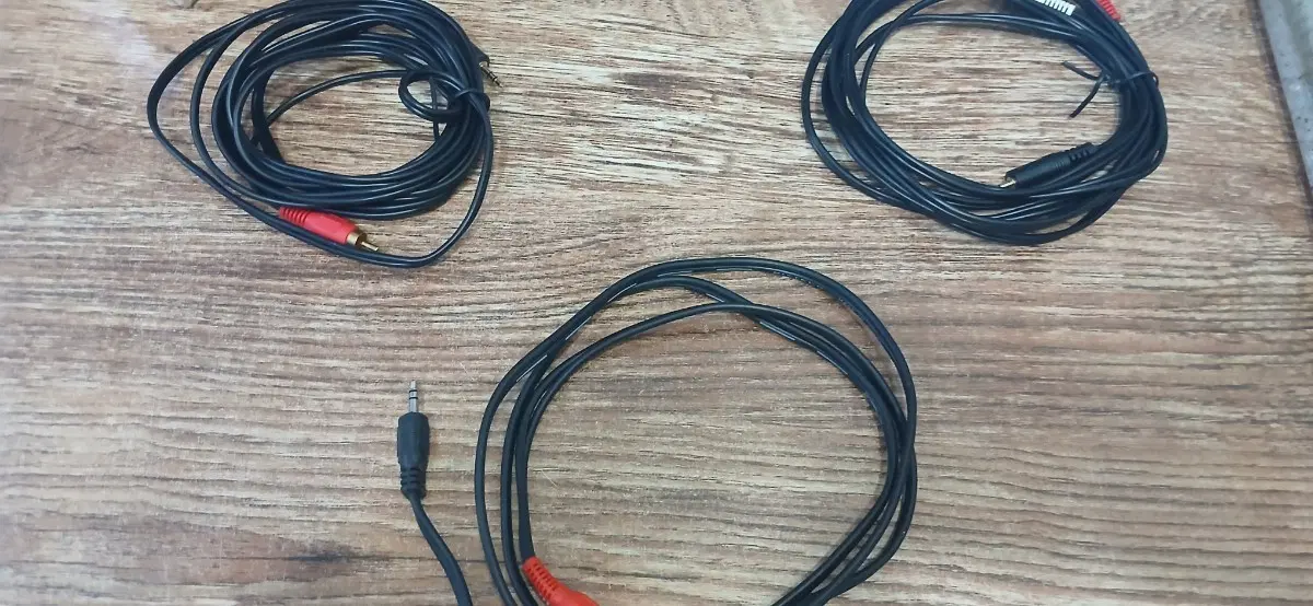 3.5mm 스테레오 AUX 케이블 3개