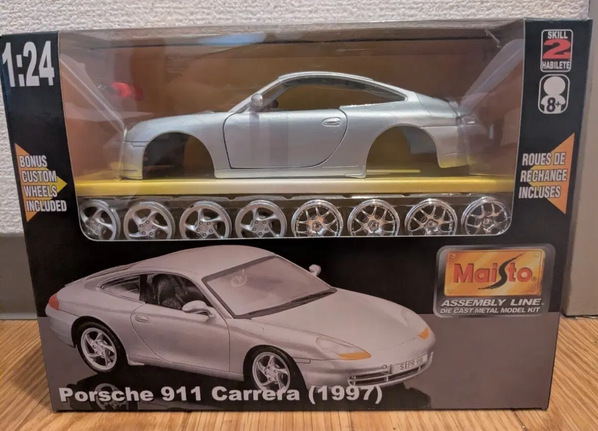 마이스토 포르쉐 911 카레라 (1997) 1:24 조립식 모델 자동차 킷