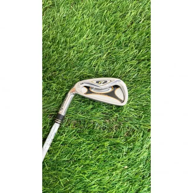 남자4번단품아이언 테일러메이드R7 4번22도 중고아이언