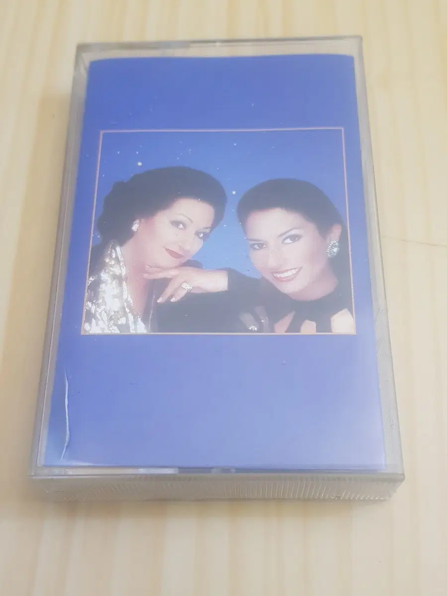성악 크리스마스캐롤 Montserrat Caballe Montserrat Marti Unsere Weihnachtslieder 수입테이프 클래식카세트테이프 수입테잎 카세트테잎