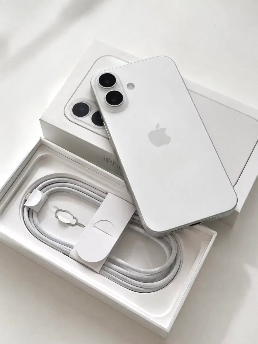 애플 아이폰 16 화이트 128GB S급 풀박스
