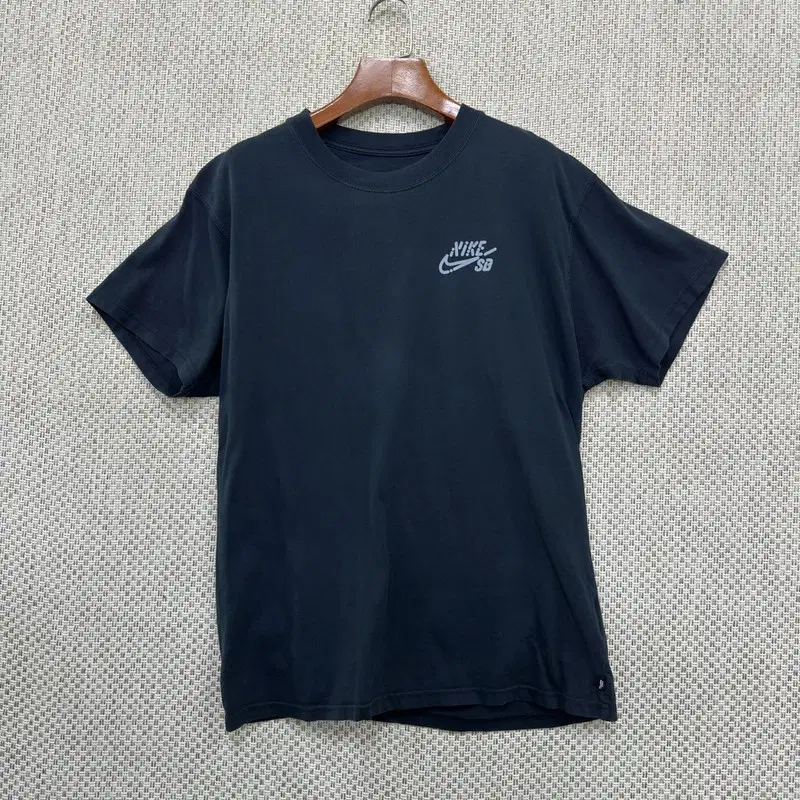 나이키 반팔티 M H05264