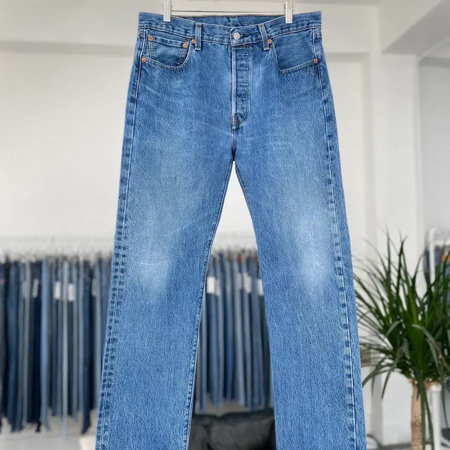 리바이스501 Straight Fit 00s 33사이즈 a6533