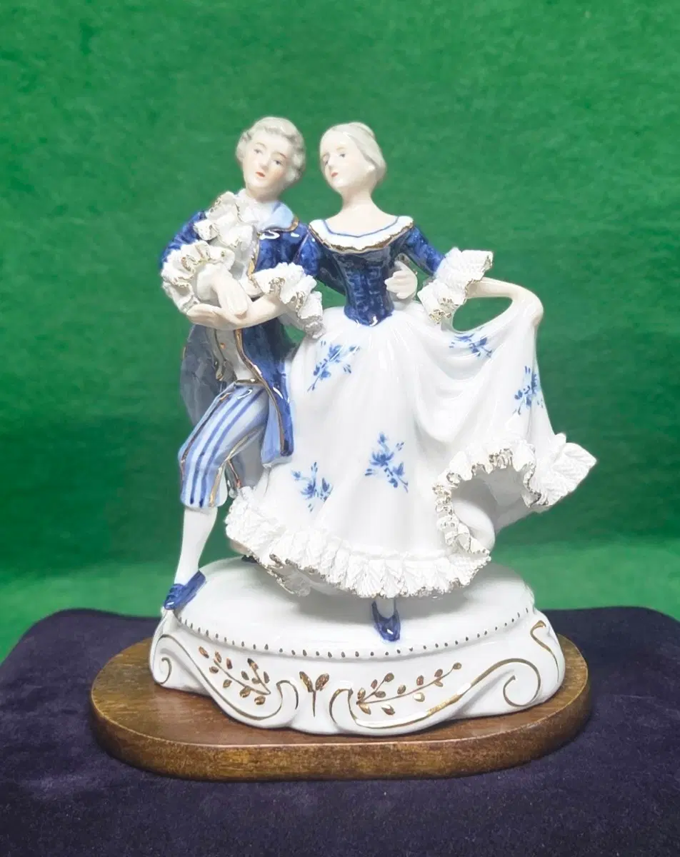 명품빈티지/일본드만 유럽귀족 연인 도자기 피겨린인형(A급/19.5cm)