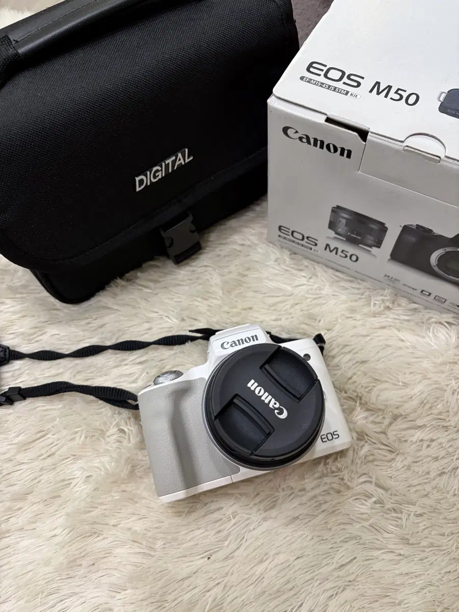 캐논 Eos M50 카메라 풀세트 (구성품 전체포함)