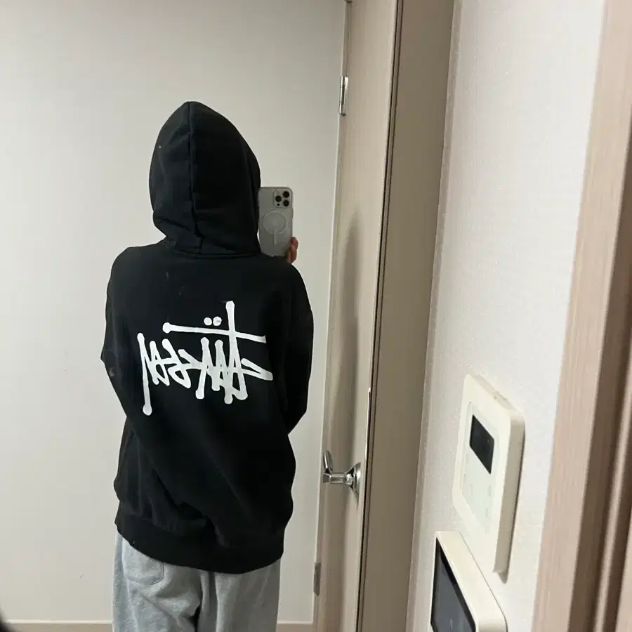 스투시 후드티 검정
