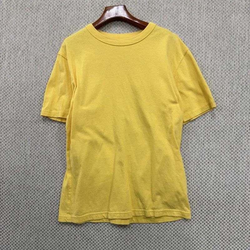 유니클로 U 르메르 반팔티 L H05331